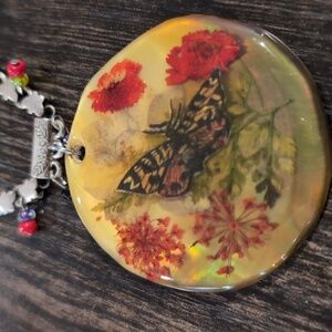 Chicos Handmade Yellow Butterfly Floral Shell Pendant Necklace